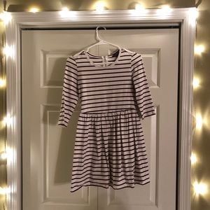 MAROON AND WHITE DRESS!